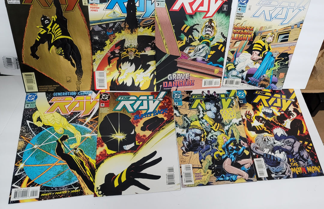 La colección de cómics Ray 0-12 Lote de DC