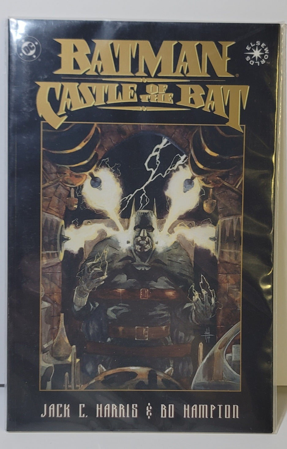 蝙蝠侠 DC 宇宙漫画第 1 期的蝙蝠侠城堡